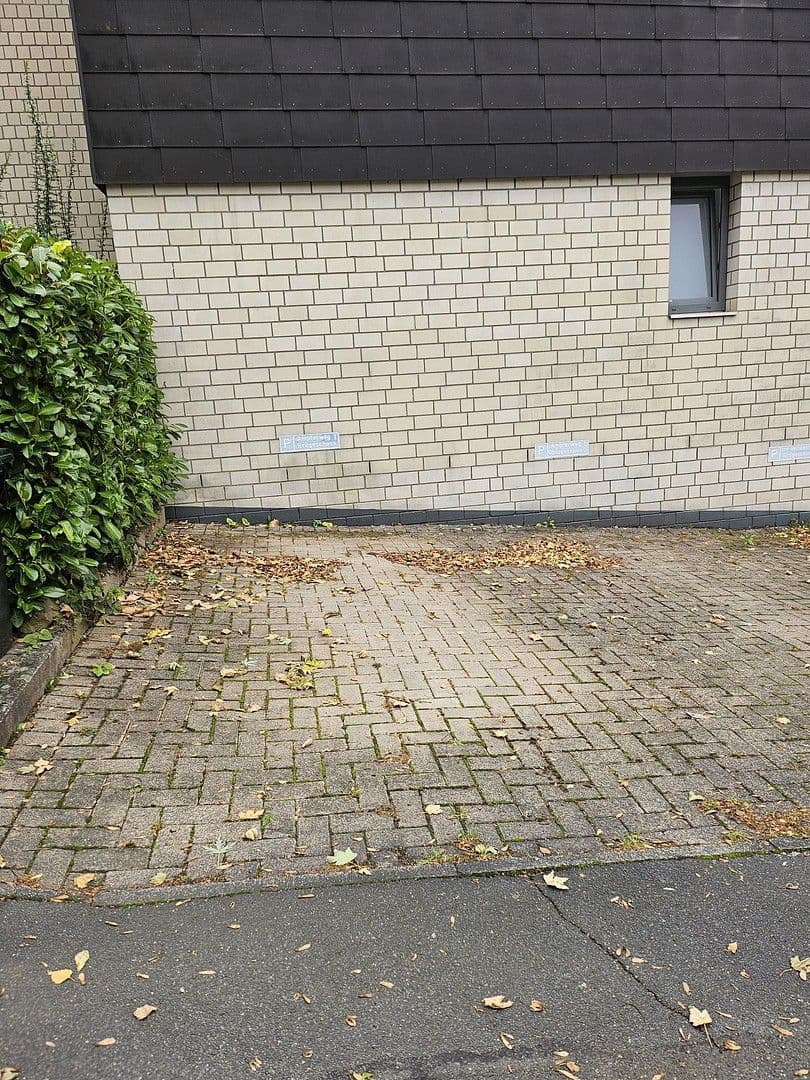 Pronájem bytu 3+1 92 m², Ampferweg 1, Göttingen, Dolní Sasko Pronájem bytu 3+1 92 m², Ampferweg 1, Göttingen, Dolní Sasko