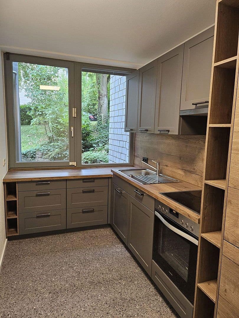 Pronájem bytu 3+1 92 m², Ampferweg 1, Göttingen, Dolní Sasko Pronájem bytu 3+1 92 m², Ampferweg 1, Göttingen, Dolní Sasko