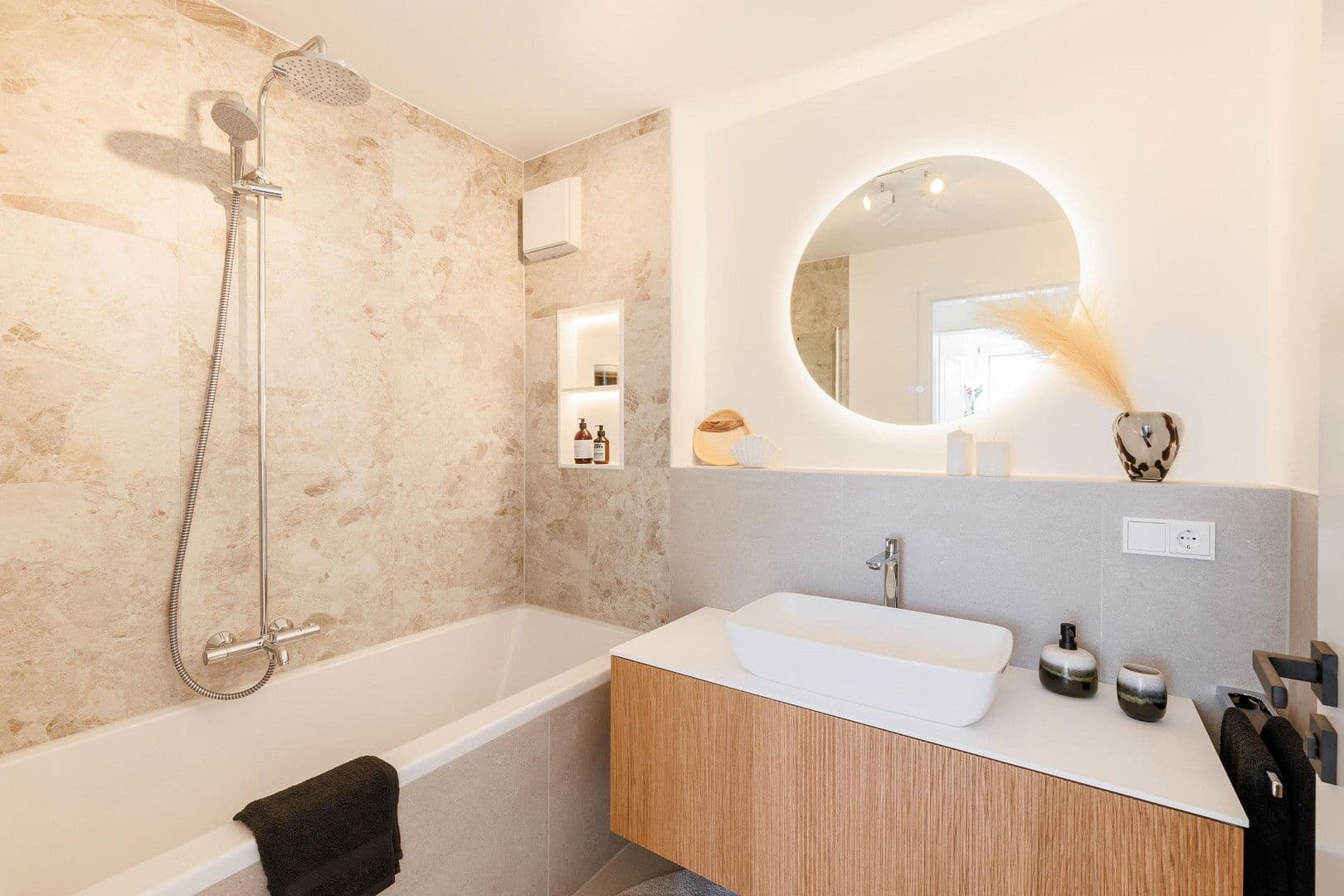 Prodej bytu 5+1 149 m², Kirschäckerweg 18, München, Bavorsko Prodej bytu 5+1 149 m², Kirschäckerweg 18, München, Bavorsko