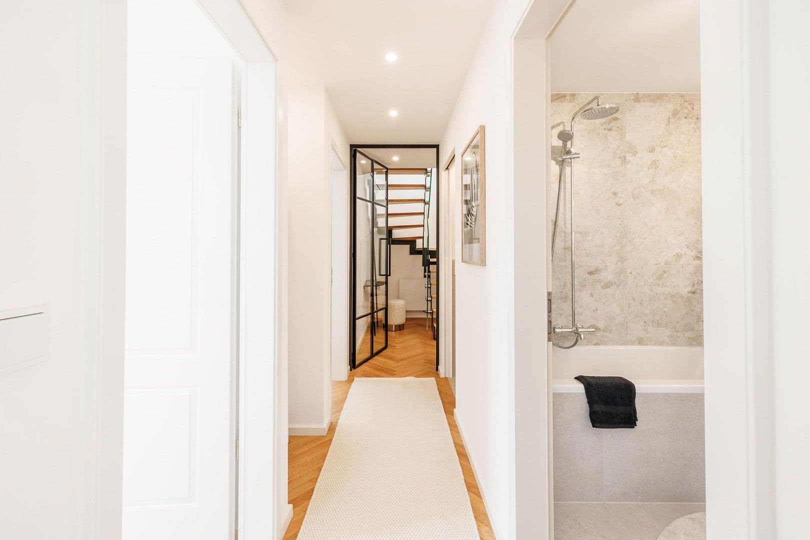 Prodej bytu 5+1 149 m², Kirschäckerweg 18, München, Bavorsko Prodej bytu 5+1 149 m², Kirschäckerweg 18, München, Bavorsko