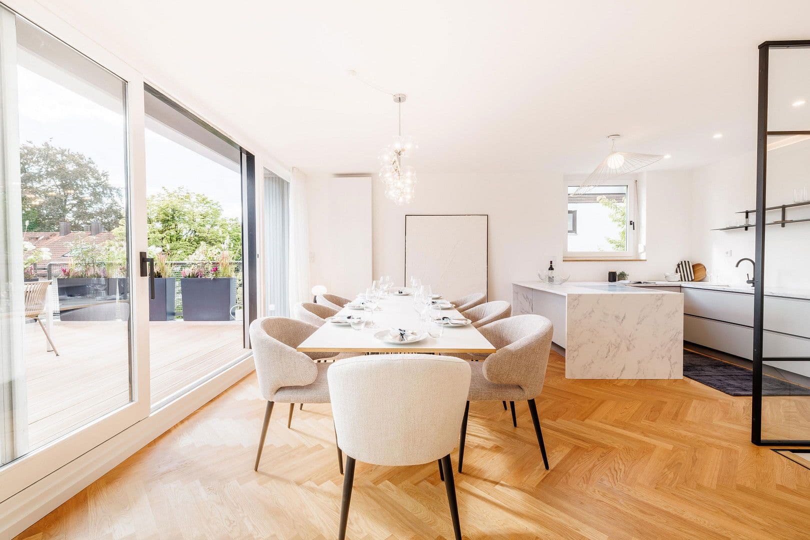 Prodej bytu 5+1 149 m², Kirschäckerweg 18, München, Bavorsko Prodej bytu 5+1 149 m², Kirschäckerweg 18, München, Bavorsko