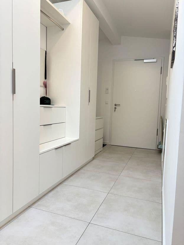 Pronájem bytu 2+1 88 m², Dorfstraße 13a, Germering, Bavorsko Pronájem bytu 2+1 88 m², Dorfstraße 13a, Germering, Bavorsko