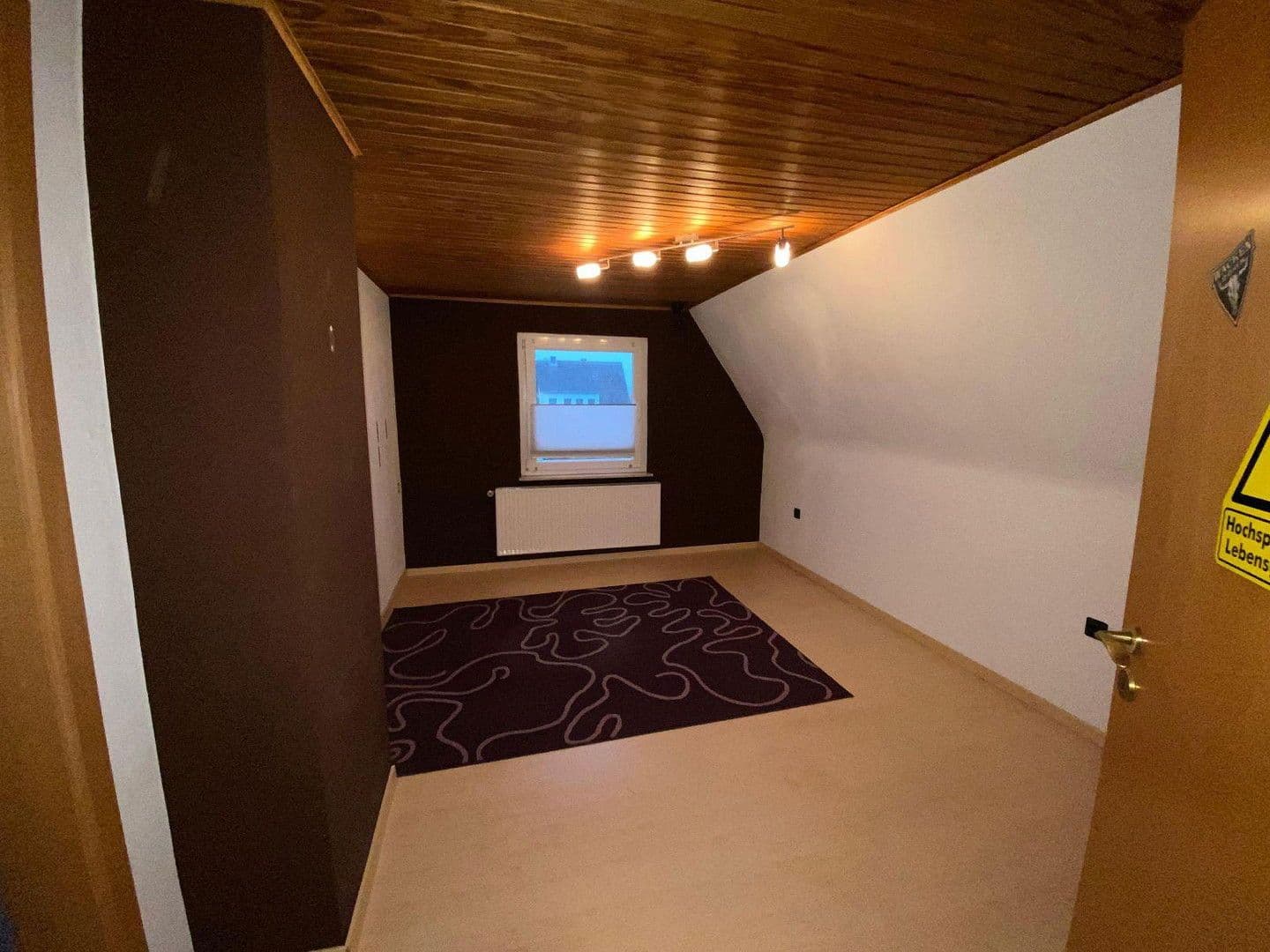 Prodej domu 174 m², pozemek 1.787 m², Alte Heerstraße 25, Wesendorf, Dolní Sasko Prodej domu 174 m², pozemek 1.787 m², Alte Heerstraße 25, Wesendorf, Dolní Sasko