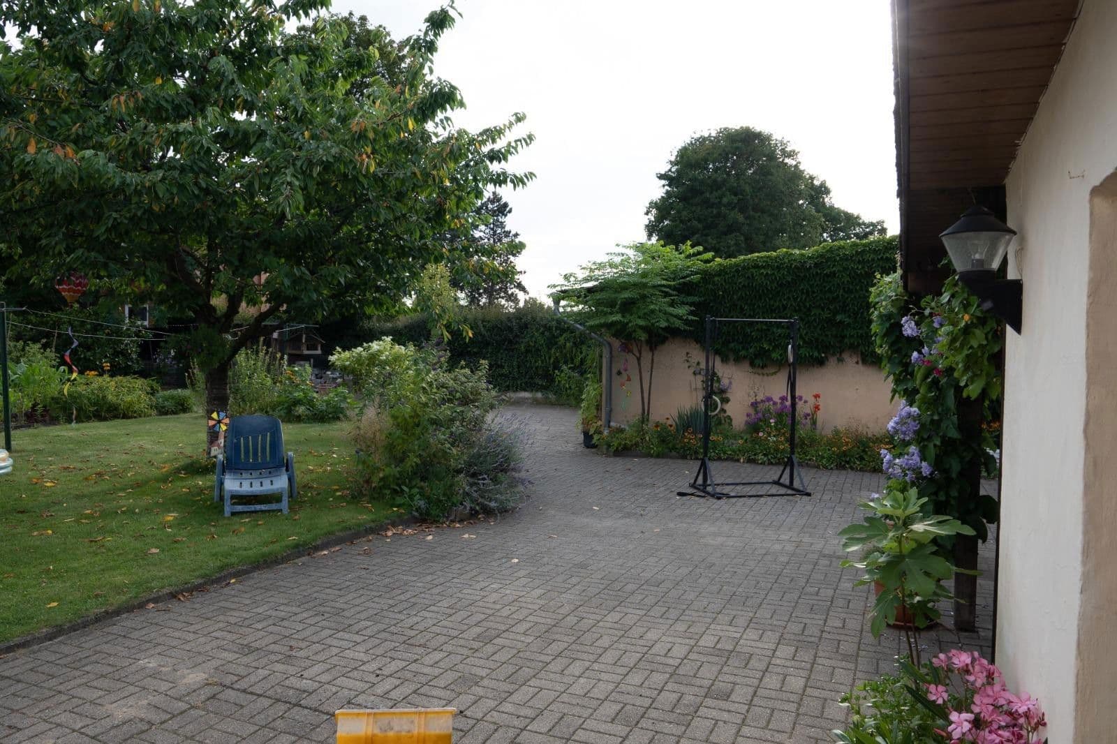 Prodej domu 174 m², pozemek 1.787 m², Alte Heerstraße 25, Wesendorf, Dolní Sasko Prodej domu 174 m², pozemek 1.787 m², Alte Heerstraße 25, Wesendorf, Dolní Sasko