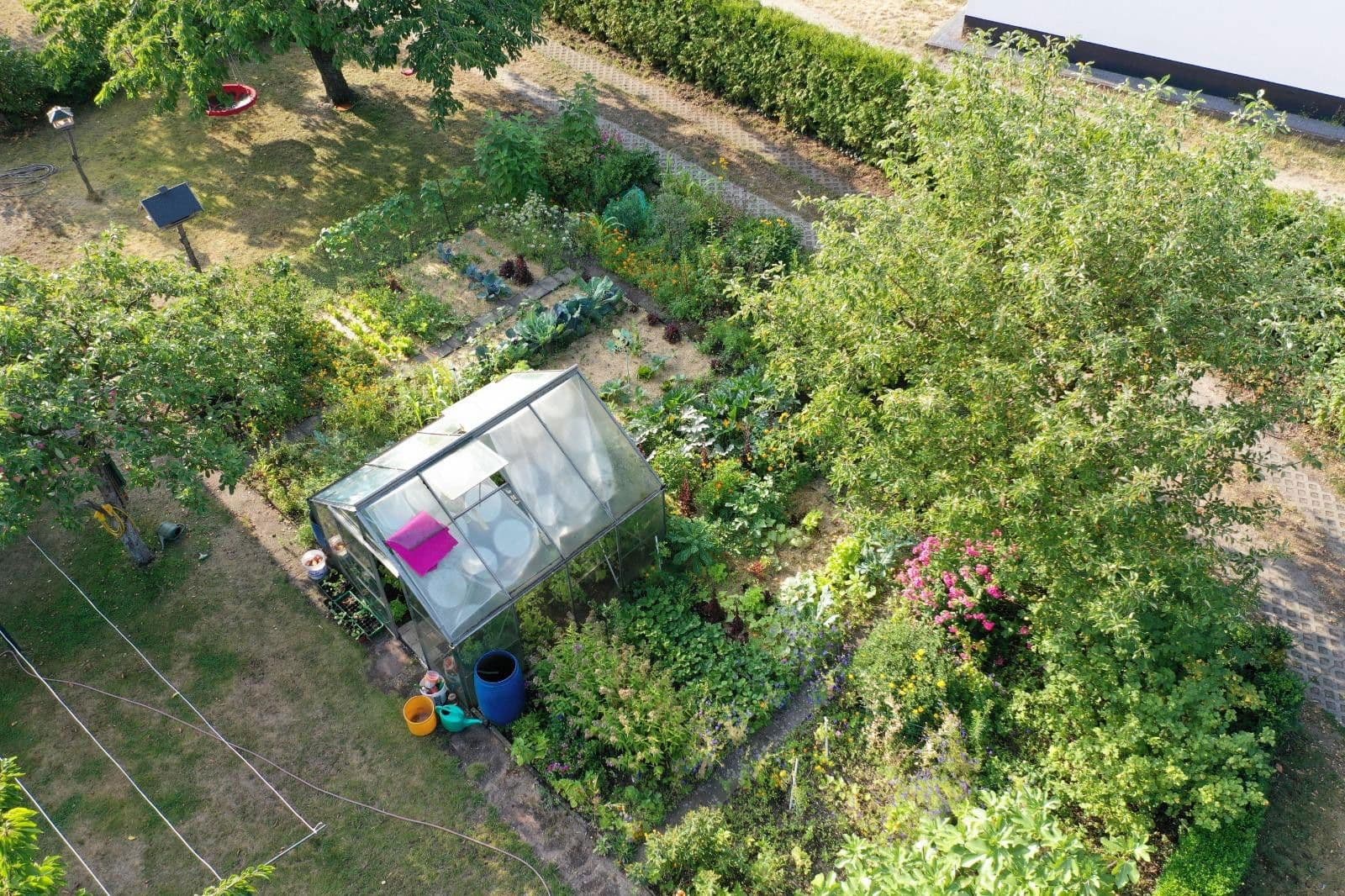 Prodej domu 174 m², pozemek 1.787 m², Alte Heerstraße 25, Wesendorf, Dolní Sasko Prodej domu 174 m², pozemek 1.787 m², Alte Heerstraße 25, Wesendorf, Dolní Sasko