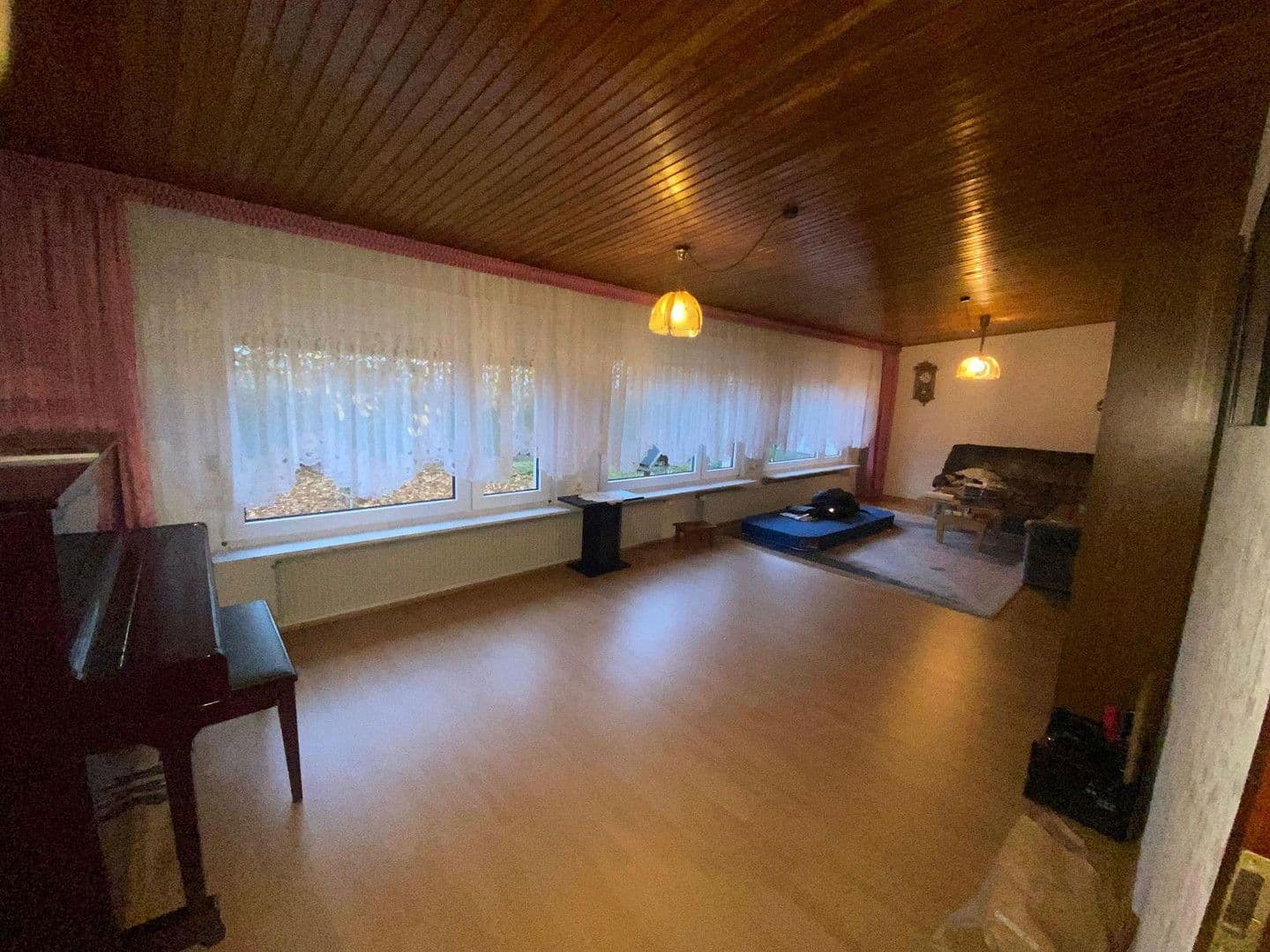 Prodej domu 174 m², pozemek 1.787 m², Alte Heerstraße 25, Wesendorf, Dolní Sasko Prodej domu 174 m², pozemek 1.787 m², Alte Heerstraße 25, Wesendorf, Dolní Sasko