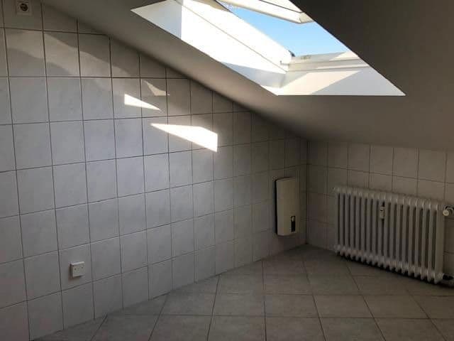 Pronájem bytu 2+1 80 m², Röthgener Str. 16, Eschweiler, Severní Porýní-Vestfálsko Pronájem bytu 2+1 80 m², Röthgener Str. 16, Eschweiler, Severní Porýní-Vestfálsko