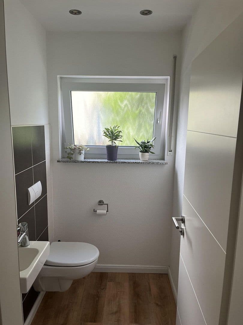 Prodej domu 126 m², pozemek 514 m², Bürstadt, Hessen Prodej domu 126 m², pozemek 514 m², Bürstadt, Hessen