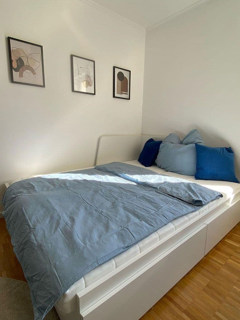 Pronájem bytu 4+1 89 m², Tristanstraße 3, Germering, Bavorsko Pronájem bytu 4+1 89 m², Tristanstraße 3, Germering, Bavorsko