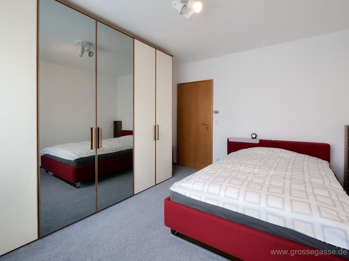 Prodej domu 179 m², pozemek 133 m², Schönaich, Bádensko-Württembersko Prodej domu 179 m², pozemek 133 m², Schönaich, Bádensko-Württembersko