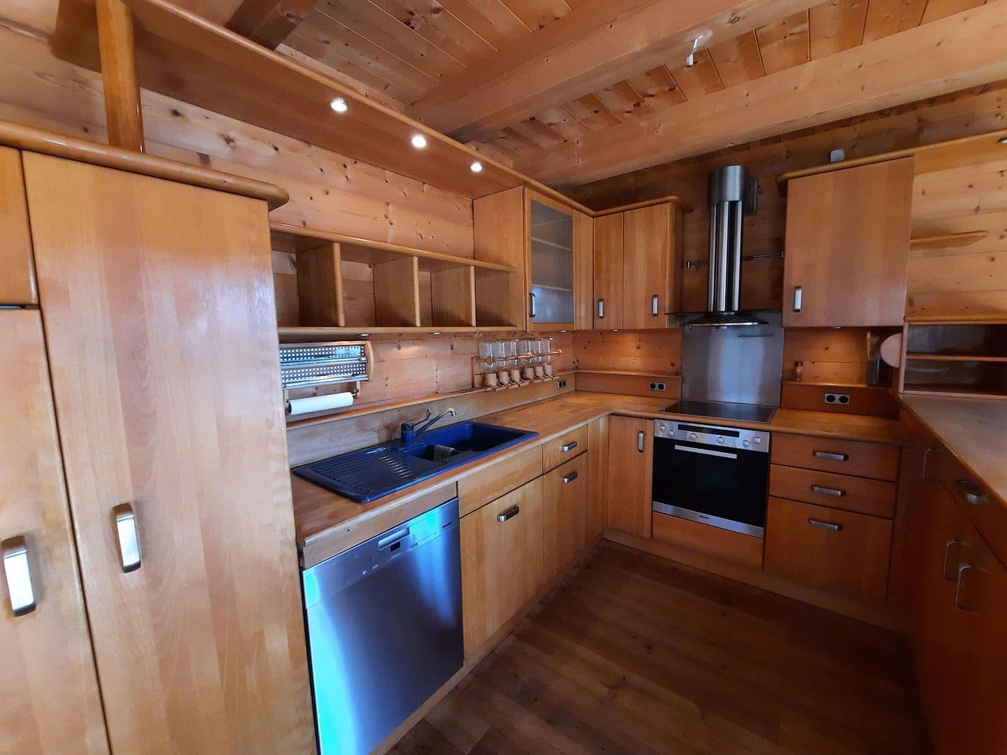 Prodej domu 128 m², pozemek 840 m², Weidenweg 25b, Birkenwerder, Braniborsko Prodej domu 128 m², pozemek 840 m², Weidenweg 25b, Birkenwerder, Braniborsko