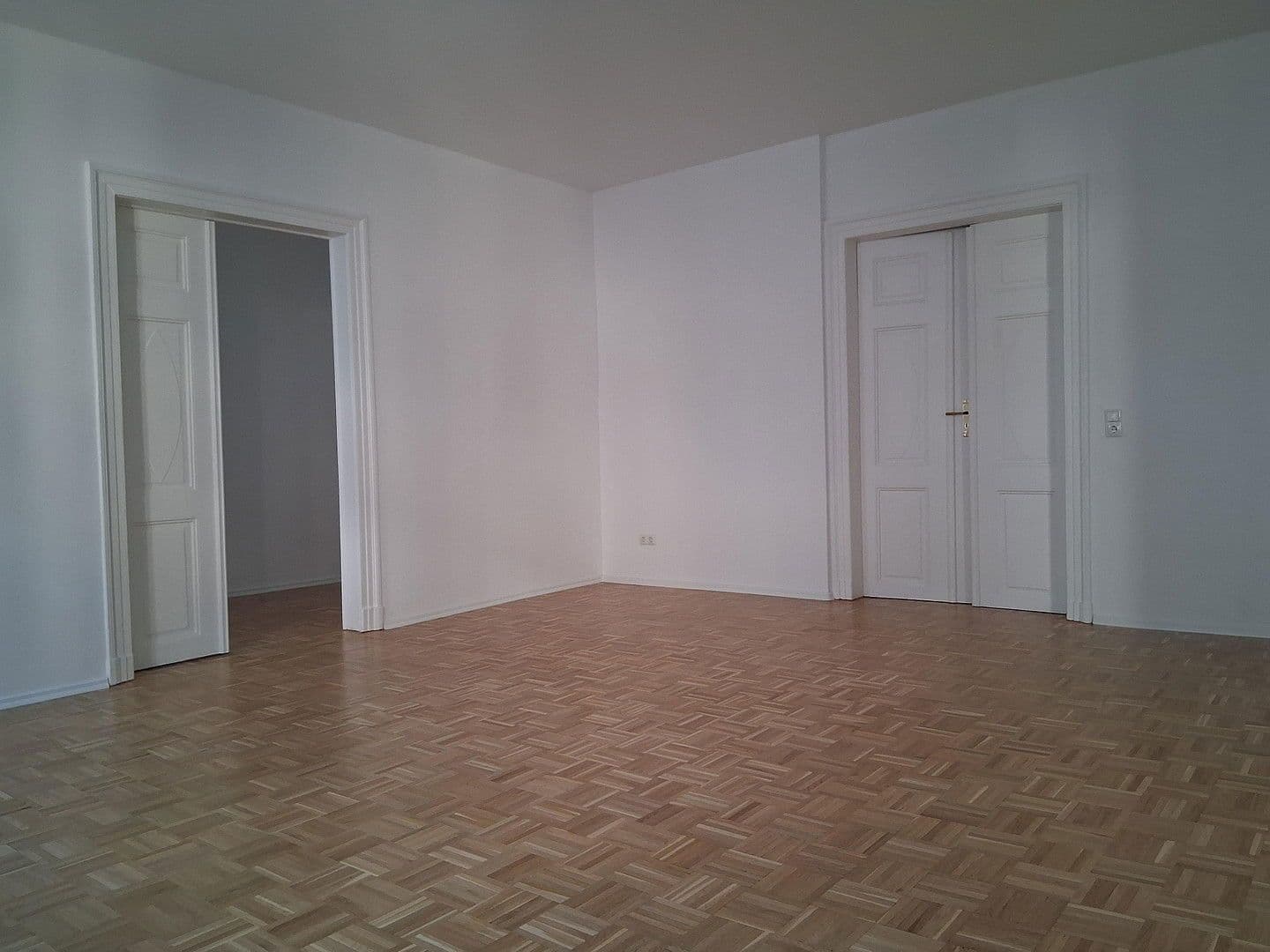 Pronájem bytu 4+1 140 m², Gera, Durynsko Pronájem bytu 4+1 140 m², Gera, Durynsko