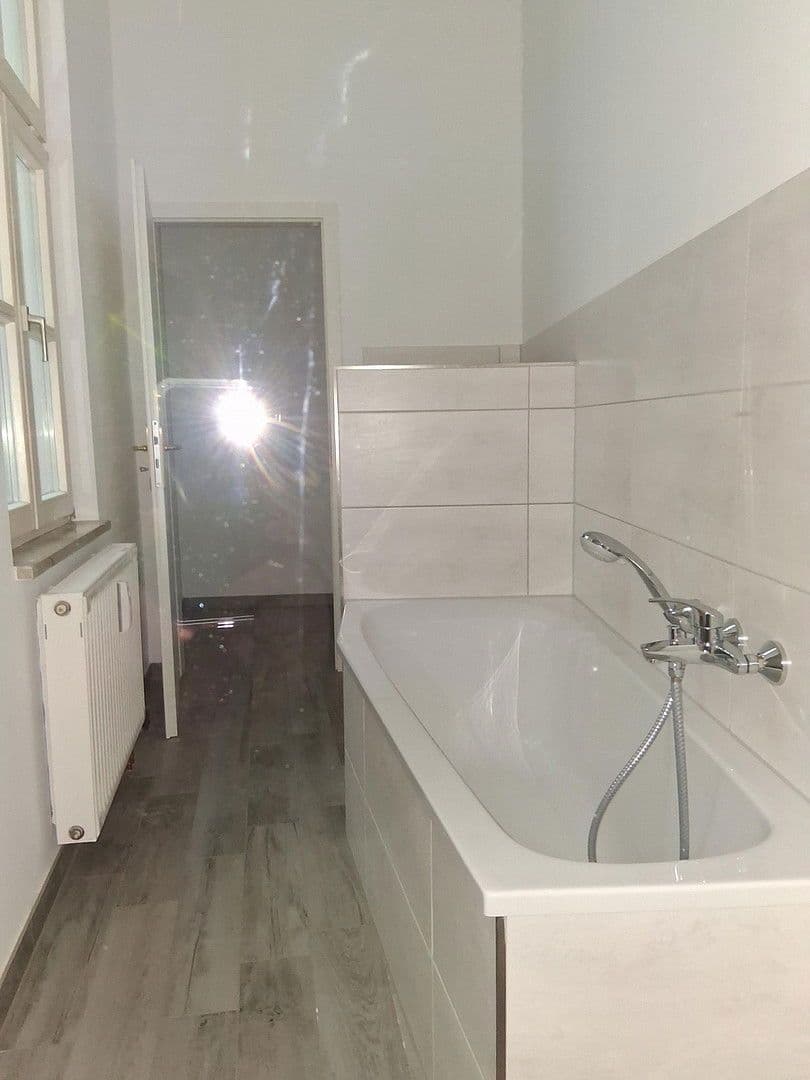 Pronájem bytu 4+1 140 m², Gera, Durynsko Pronájem bytu 4+1 140 m², Gera, Durynsko