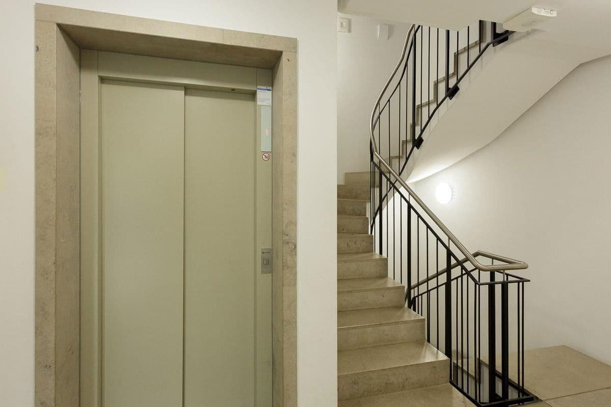 Prodej bytu 3+1 80 m², Berlin, Berlín Prodej bytu 3+1 80 m², Berlin, Berlín