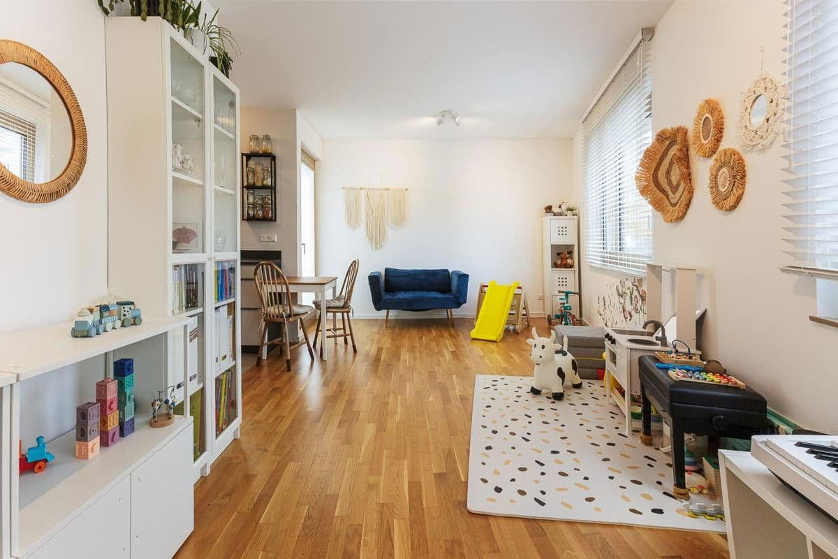 Prodej bytu 3+1 80 m², Berlin, Berlín Prodej bytu 3+1 80 m², Berlin, Berlín