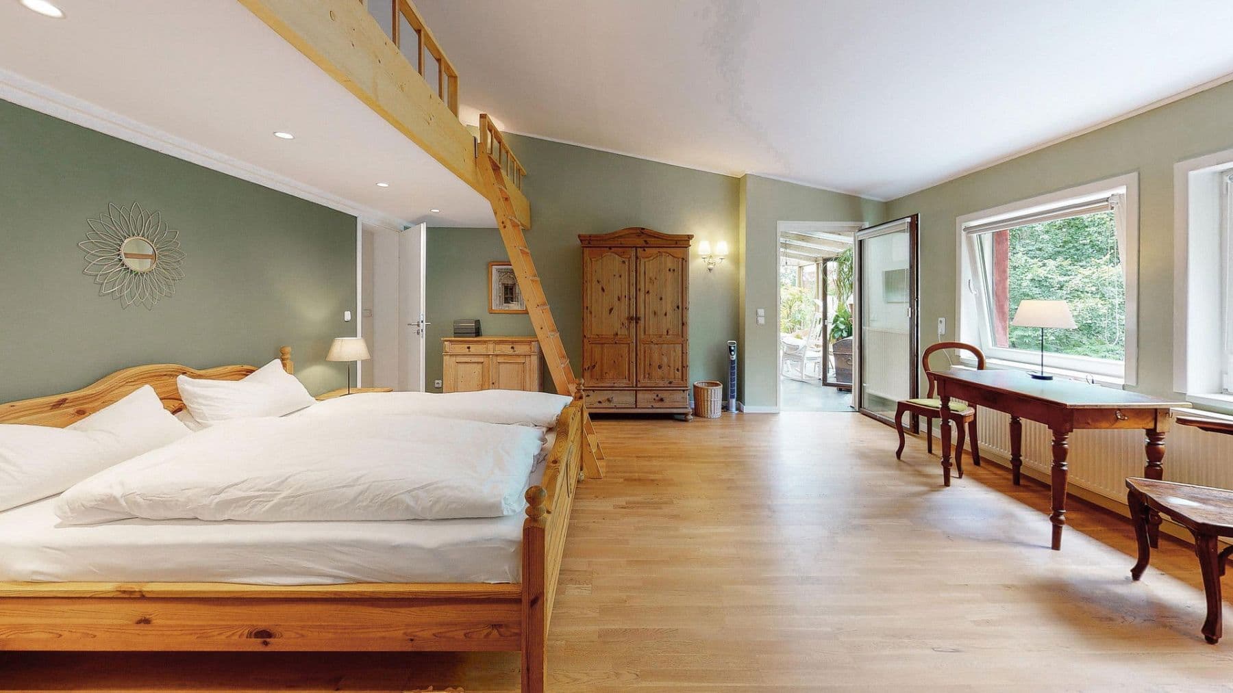 Prodej domu 330 m², pozemek 3.076 m², Daimlerstr. 14, Taunusstein, Hessen Prodej domu 330 m², pozemek 3.076 m², Daimlerstr. 14, Taunusstein, Hessen