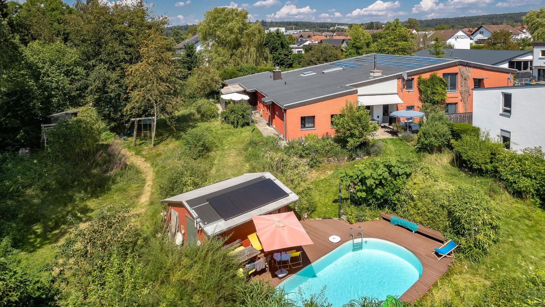 Prodej domu 330 m², pozemek 3.076 m², Daimlerstr. 14, Taunusstein, Hessen Prodej domu 330 m², pozemek 3.076 m², Daimlerstr. 14, Taunusstein, Hessen