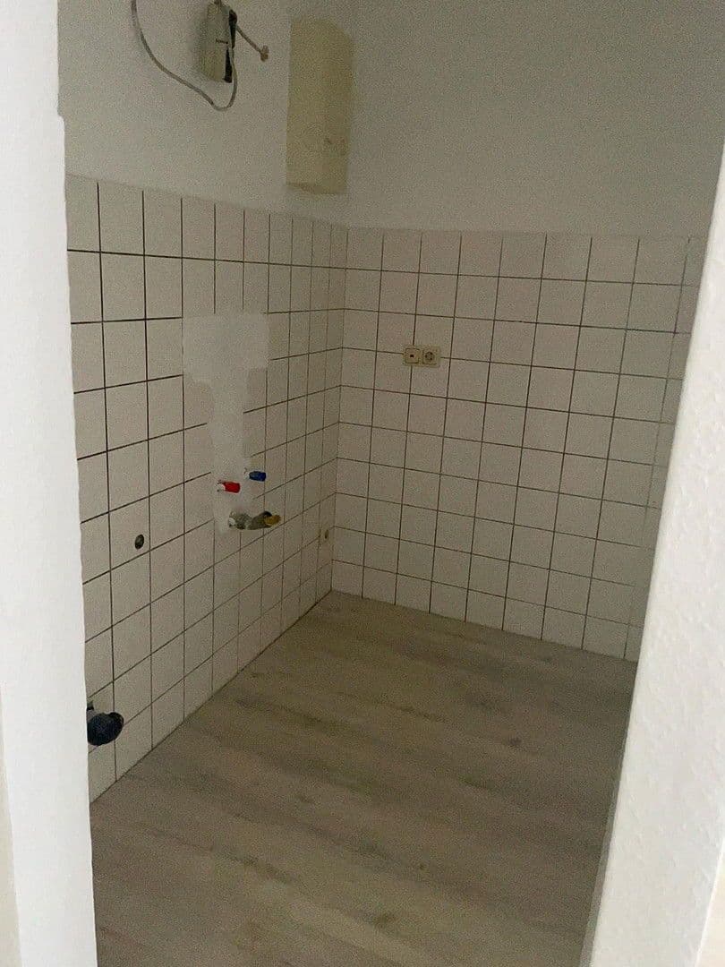 Pronájem bytu 2+1 45 m², Alsenstr. 47, Wuppertal, Severní Porýní-Vestfálsko Pronájem bytu 2+1 45 m², Alsenstr. 47, Wuppertal, Severní Porýní-Vestfálsko