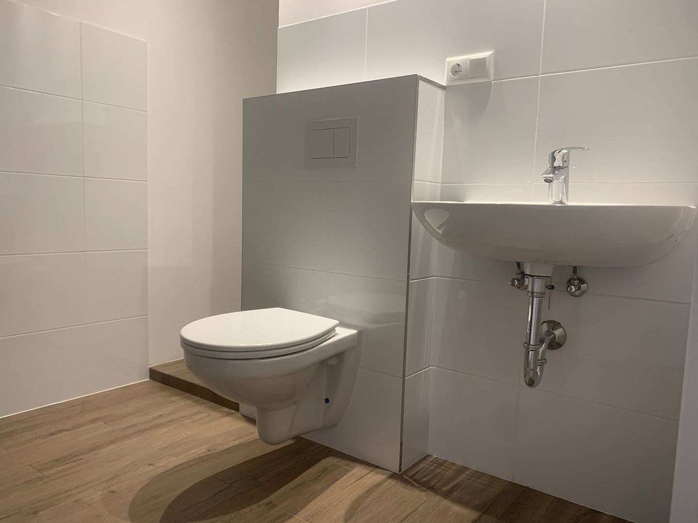 Pronájem bytu 2+1 87 m², Hauptstraße 16, Altenmedingen, Dolní Sasko Pronájem bytu 2+1 87 m², Hauptstraße 16, Altenmedingen, Dolní Sasko