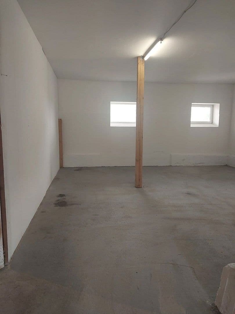 Pronájem nebytového prostoru 57 m², Weil 25, Markt Indersdorf, Bavorsko Pronájem nebytového prostoru 57 m², Weil 25, Markt Indersdorf, Bavorsko