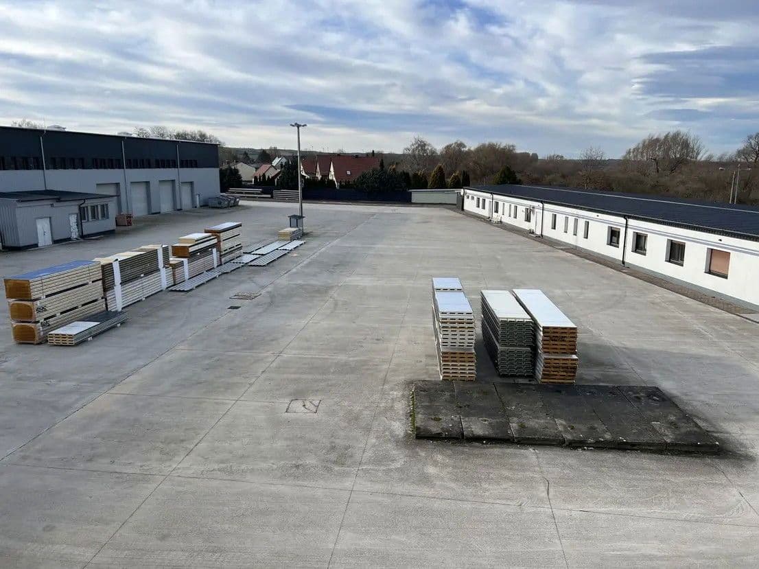 Prodej nebytového prostoru 91.101 m², Wettin-Löbejün, Sasko-Anhaltsko Prodej nebytového prostoru 91.101 m², Wettin-Löbejün, Sasko-Anhaltsko