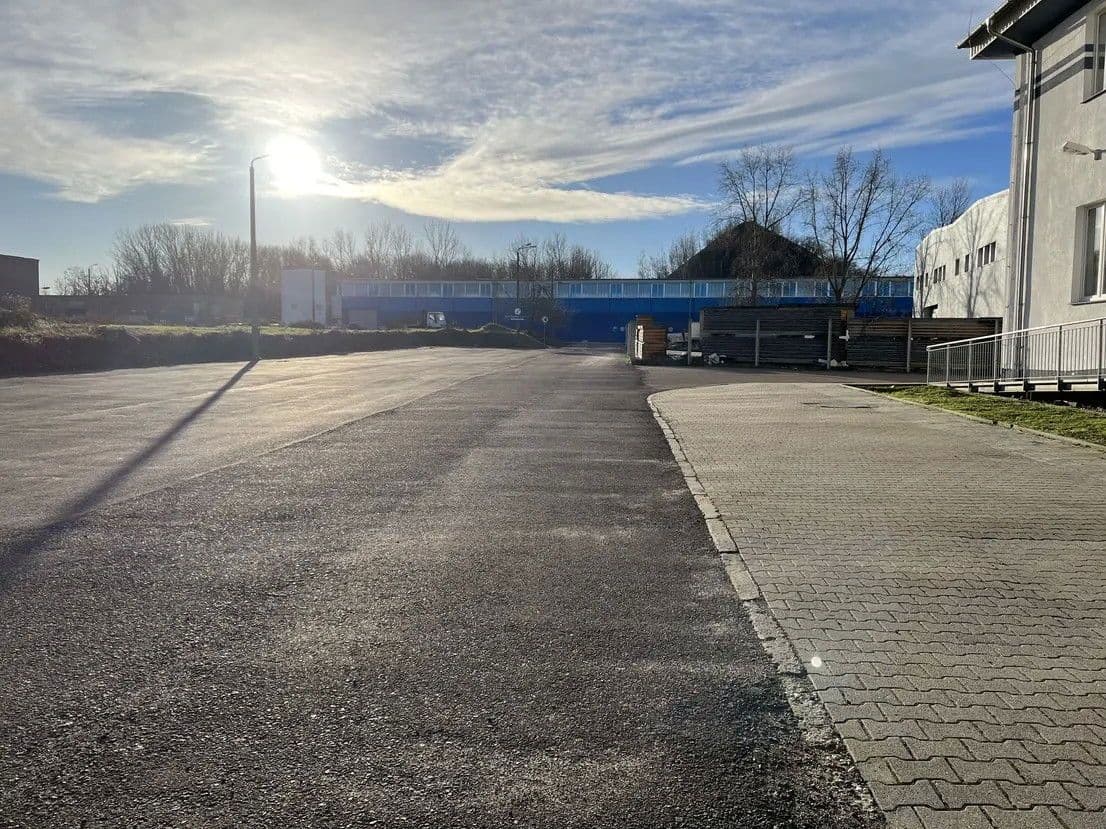 Prodej nebytového prostoru 91.101 m², Wettin-Löbejün, Sasko-Anhaltsko Prodej nebytového prostoru 91.101 m², Wettin-Löbejün, Sasko-Anhaltsko