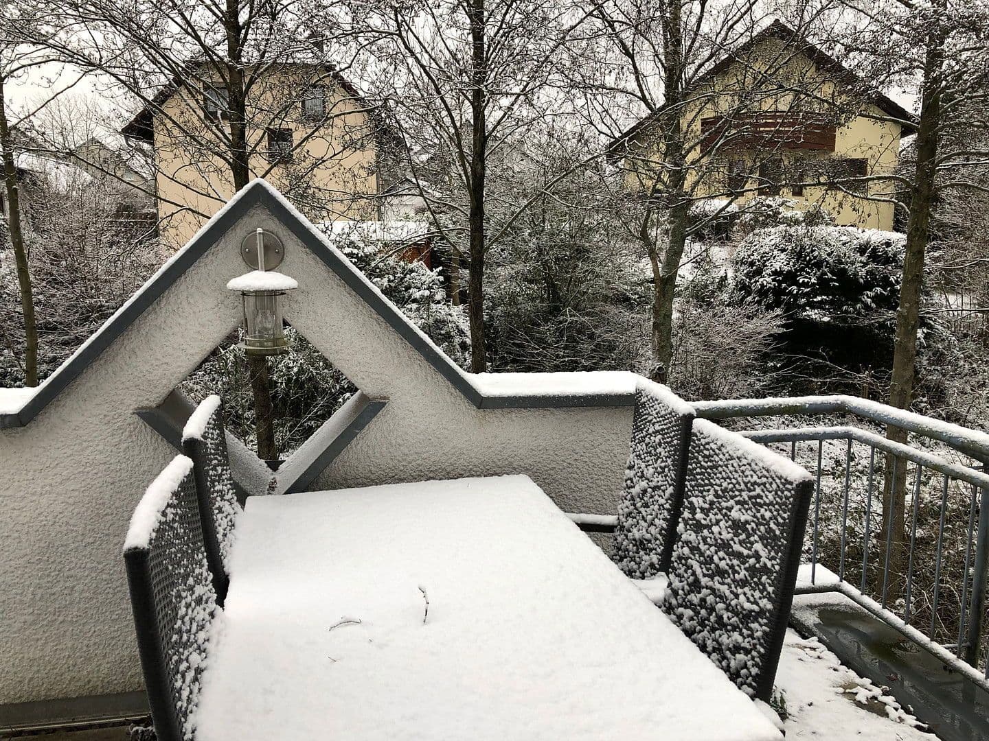 Pronájem bytu 3+1 82 m², Zitzenbachstrasse 47, Kreuztal, Severní Porýní-Vestfálsko Pronájem bytu 3+1 82 m², Zitzenbachstrasse 47, Kreuztal, Severní Porýní-Vestfálsko