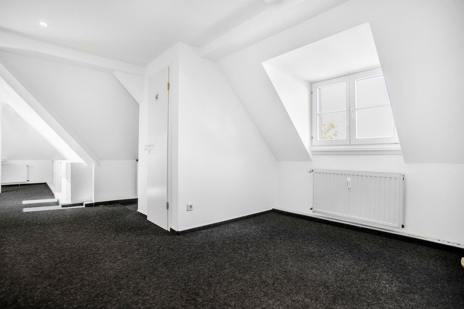 Pronájem kanceláře 41 m², Robert-Heuser-Str. 15, Köln, Severní Porýní-Vestfálsko Pronájem kanceláře 41 m², Robert-Heuser-Str. 15, Köln, Severní Porýní-Vestfálsko