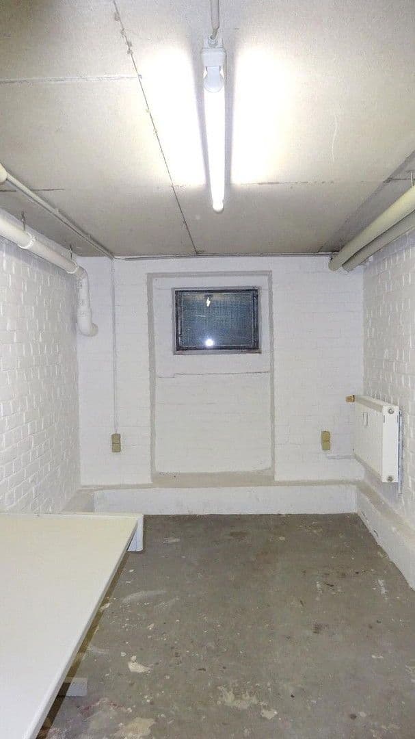 Pronájem nebytového prostoru 65 m², Ringbahnstr. 27, Berlin, Berlín Pronájem nebytového prostoru 65 m², Ringbahnstr. 27, Berlin, Berlín