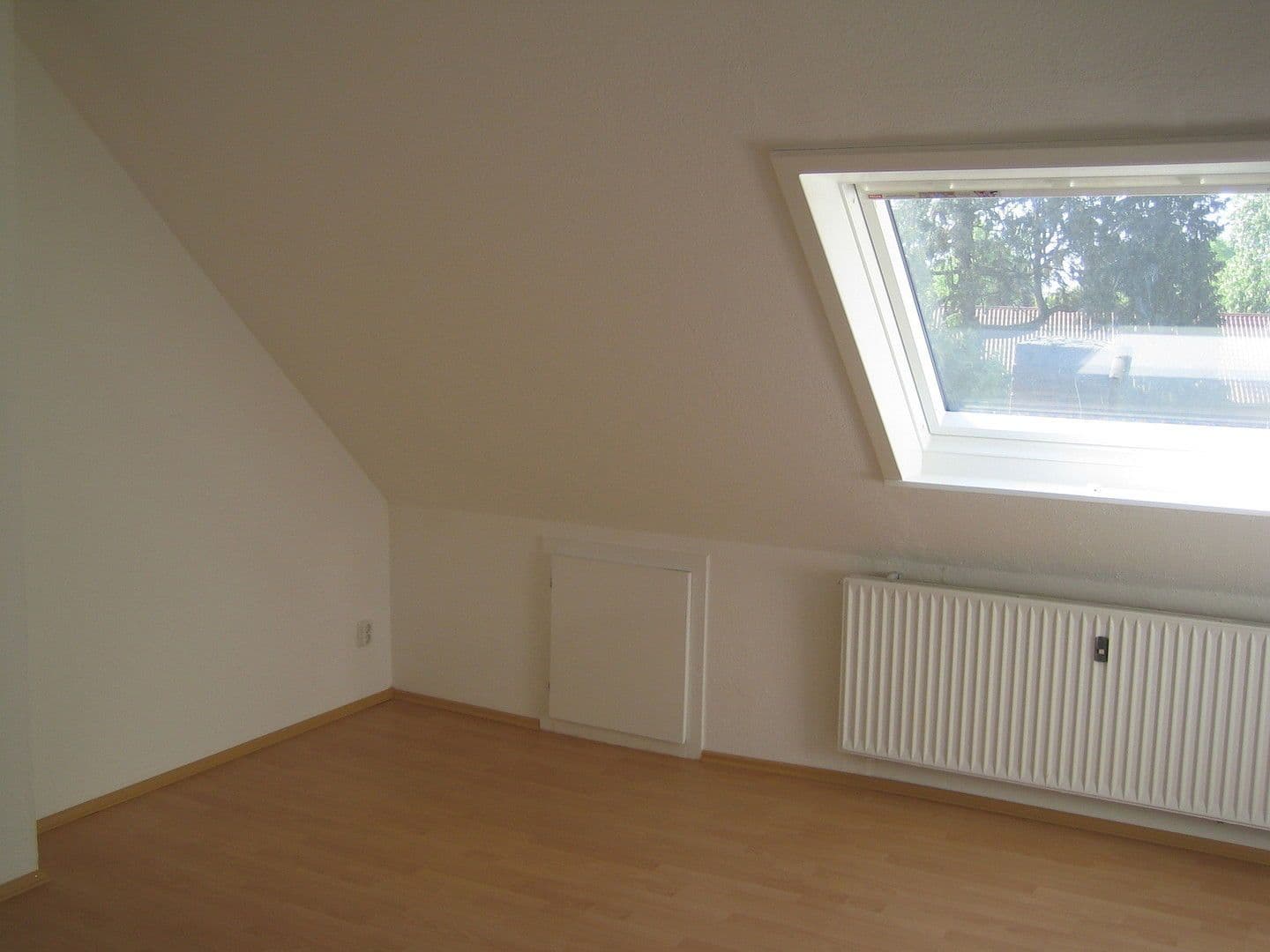 Pronájem bytu 1+1 30 m², Lindenstraße 1, Zeven, Dolní Sasko Pronájem bytu 1+1 30 m², Lindenstraße 1, Zeven, Dolní Sasko