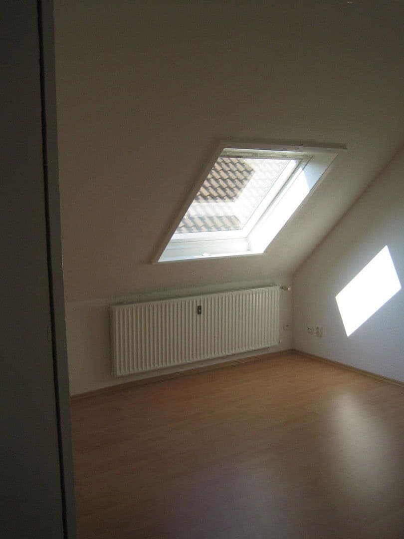 Pronájem bytu 1+1 30 m², Lindenstraße 1, Zeven, Dolní Sasko Pronájem bytu 1+1 30 m², Lindenstraße 1, Zeven, Dolní Sasko