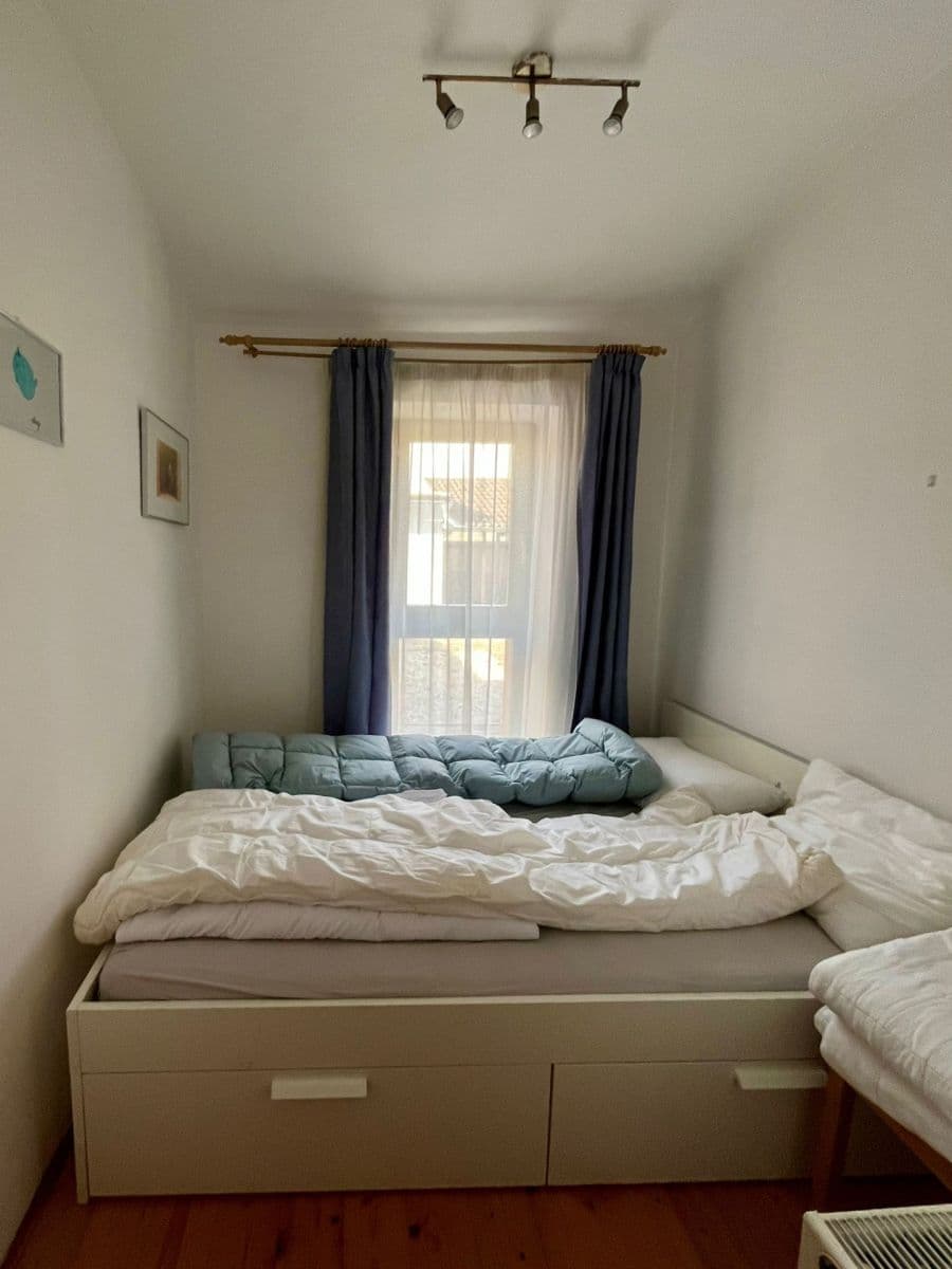 Pronájem bytu 2+kk 41 m², Pražská, Dobřichovice, Středočeský kraj Pronájem bytu 2+kk 41 m², Pražská, Dobřichovice, Středočeský kraj