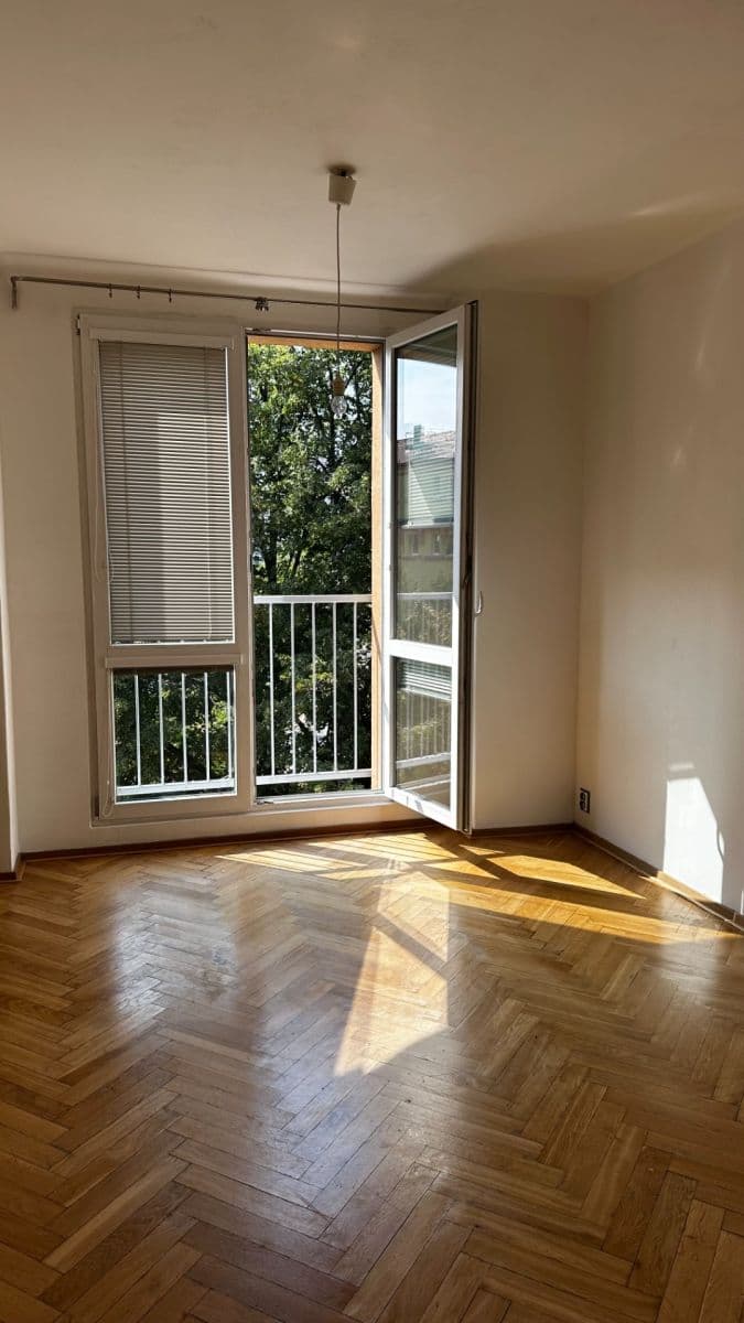 Pronájem bytu 2+kk 42 m², Jakutská, Praha, Praha Pronájem bytu 2+kk 42 m², Jakutská, Praha, Praha
