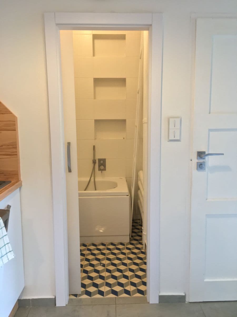 Pronájem bytu 2+kk 42 m², Jakutská, Praha, Praha Pronájem bytu 2+kk 42 m², Jakutská, Praha, Praha