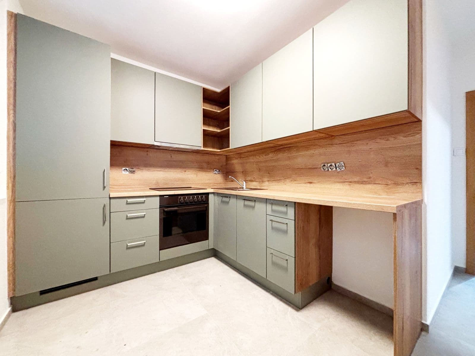 Pronájem bytu 2+1 52 m², Mánesova, Poděbrady, Středočeský kraj Pronájem bytu 2+1 52 m², Mánesova, Poděbrady, Středočeský kraj