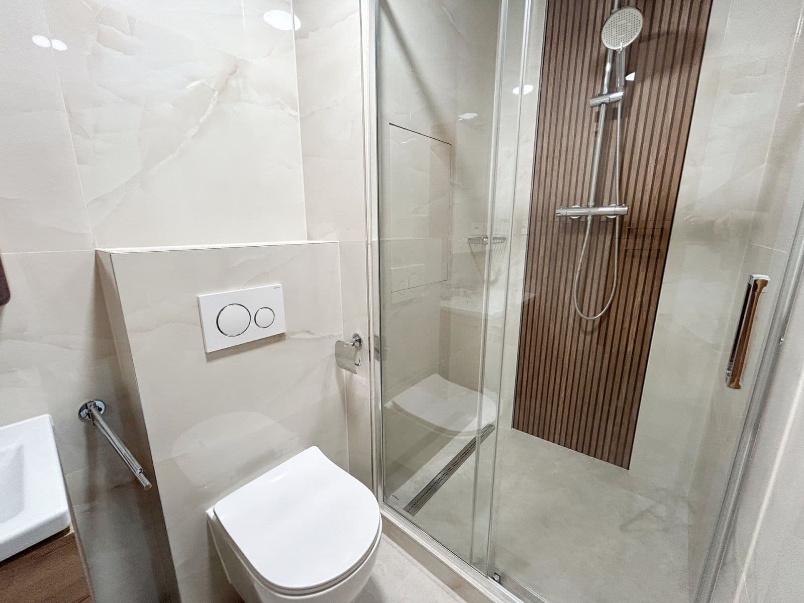 Pronájem bytu 2+1 52 m², Mánesova, Poděbrady, Středočeský kraj Pronájem bytu 2+1 52 m², Mánesova, Poděbrady, Středočeský kraj