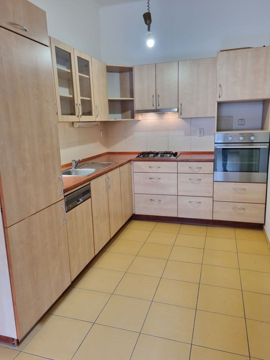 Prodej bytu 3+1 112 m², Přemyslovská, Praha, Praha Prodej bytu 3+1 112 m², Přemyslovská, Praha, Praha