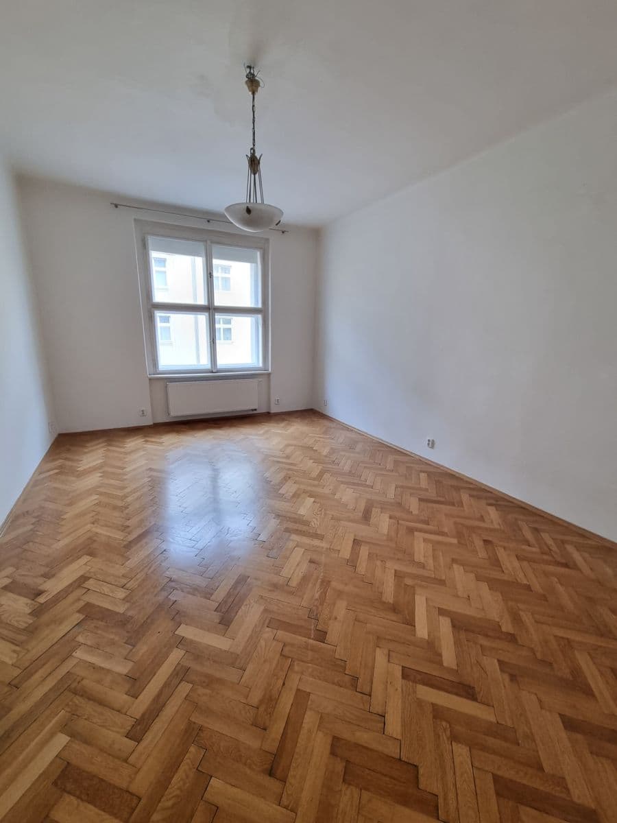 Prodej bytu 3+1 112 m², Přemyslovská, Praha, Praha Prodej bytu 3+1 112 m², Přemyslovská, Praha, Praha