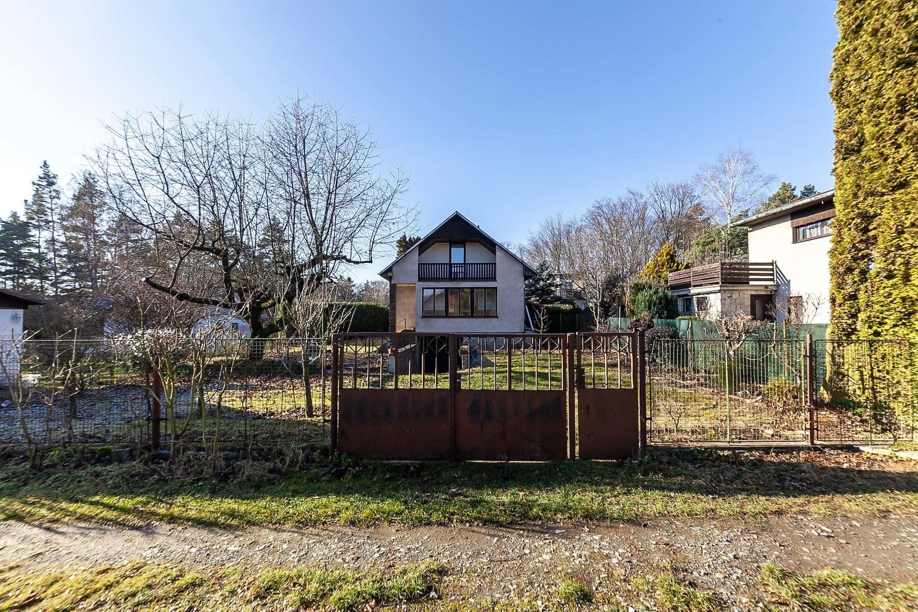 Prodej chaty, chalupy 100 m², pozemek 462 m², Stříbrná Skalice, Středočeský kraj Prodej chaty, chalupy 100 m², pozemek 462 m², Stříbrná Skalice, Středočeský kraj