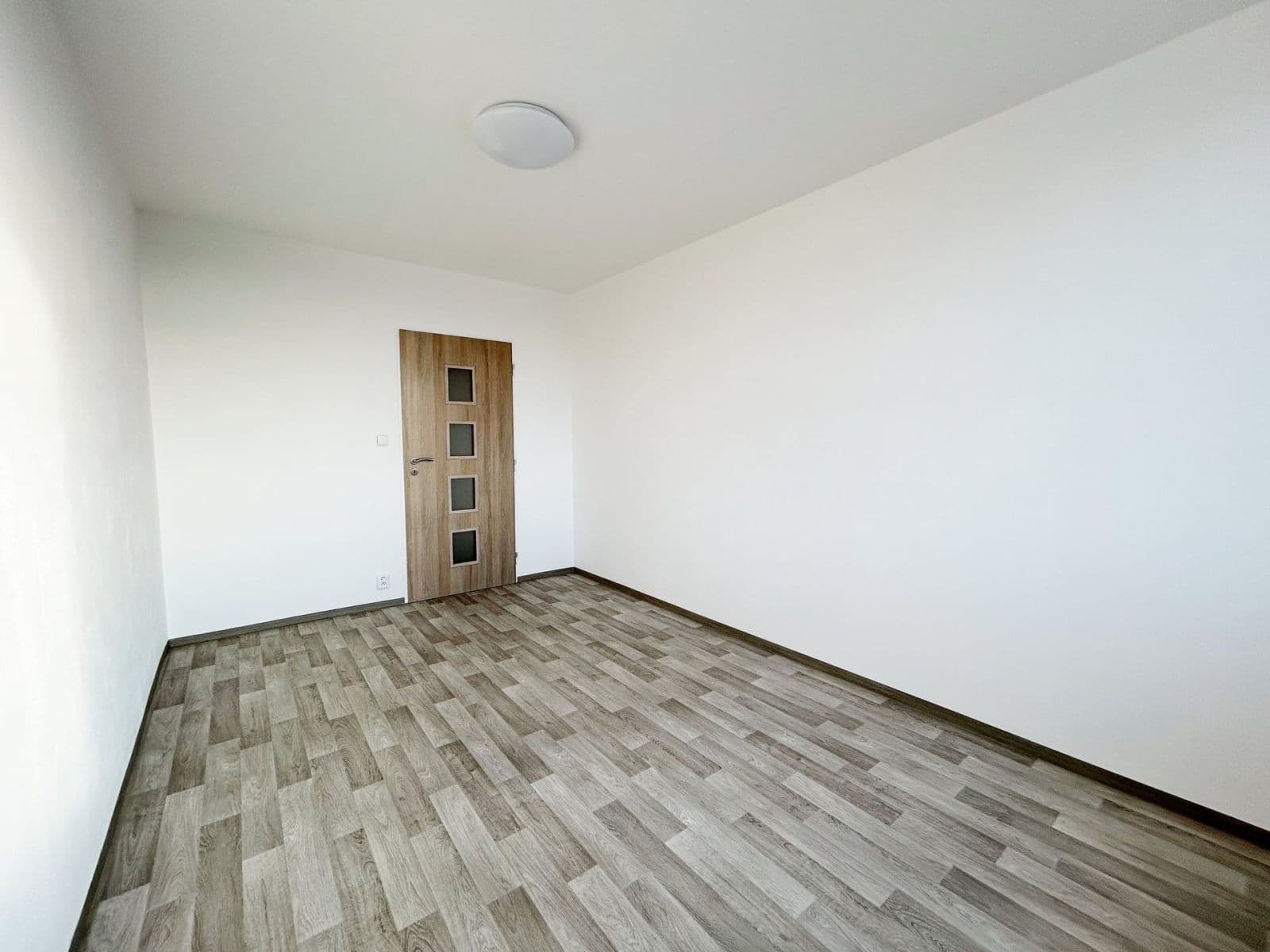 Pronájem bytu 2+kk 45 m², Kpt. Stránského, Praha, Praha Pronájem bytu 2+kk 45 m², Kpt. Stránského, Praha, Praha
