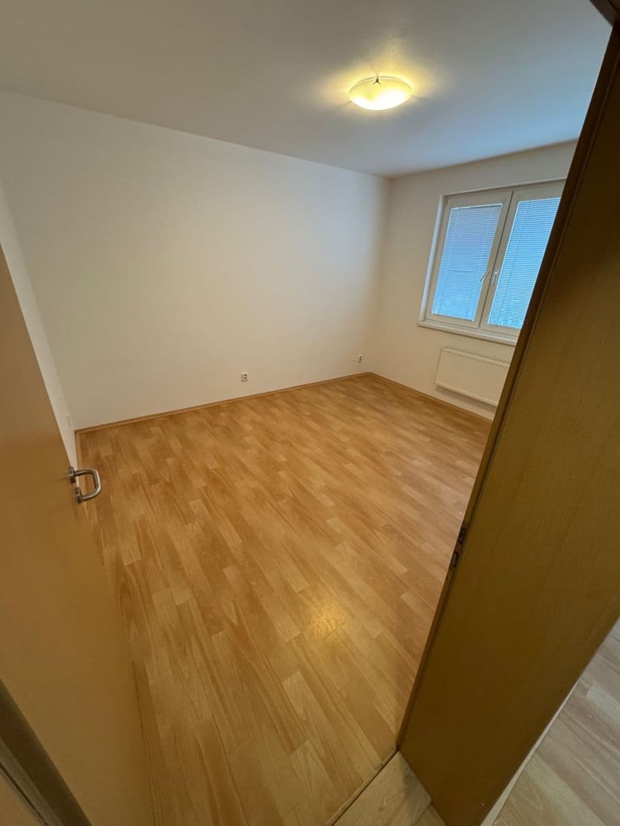 Pronájem bytu 3+1 76 m², Třískalova, Brno, Jihomoravský kraj Pronájem bytu 3+1 76 m², Třískalova, Brno, Jihomoravský kraj