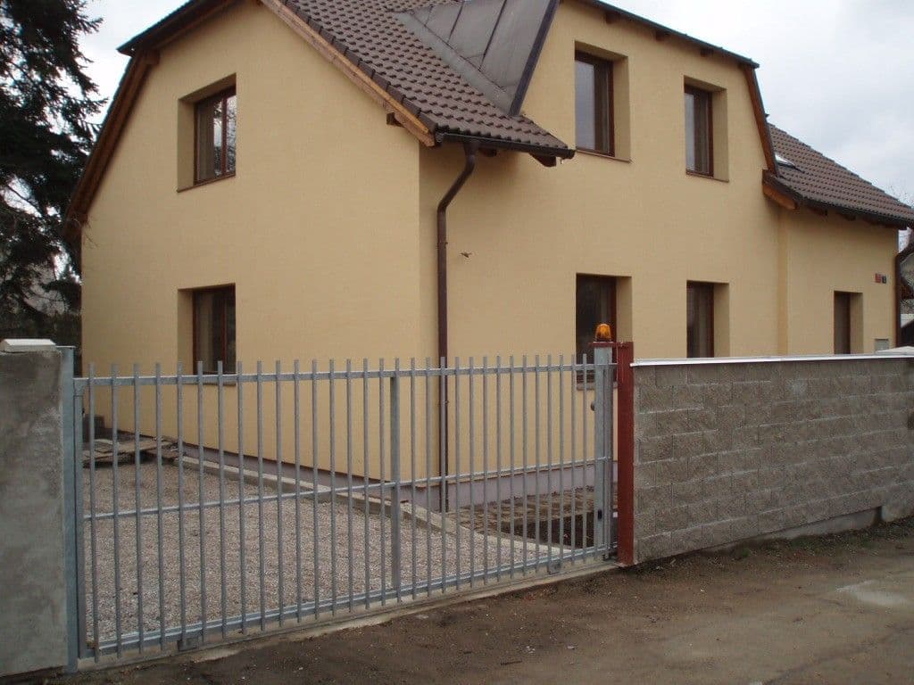 Pronájem bytu 3+kk 96 m², U Kruhárny, Dobřichovice, Středočeský kraj Pronájem bytu 3+kk 96 m², U Kruhárny, Dobřichovice, Středočeský kraj