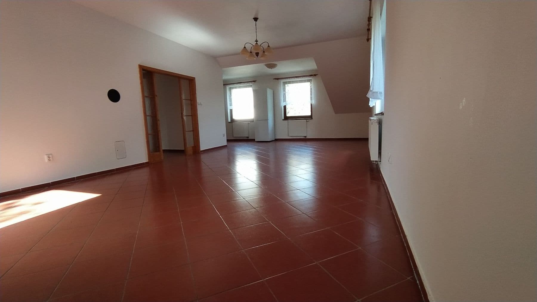 Pronájem bytu 3+kk 96 m², U Kruhárny, Dobřichovice, Středočeský kraj Pronájem bytu 3+kk 96 m², U Kruhárny, Dobřichovice, Středočeský kraj
