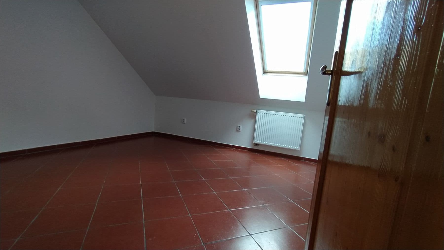 Pronájem bytu 3+kk 96 m², U Kruhárny, Dobřichovice, Středočeský kraj Pronájem bytu 3+kk 96 m², U Kruhárny, Dobřichovice, Středočeský kraj