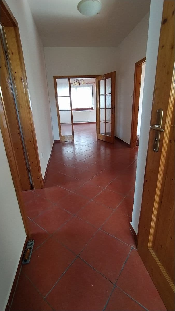 Pronájem bytu 3+kk 96 m², U Kruhárny, Dobřichovice, Středočeský kraj Pronájem bytu 3+kk 96 m², U Kruhárny, Dobřichovice, Středočeský kraj