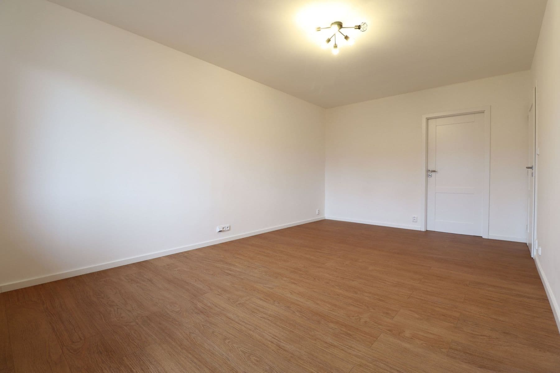 Pronájem bytu 2+1 52 m², Evropská, Praha, Praha Pronájem bytu 2+1 52 m², Evropská, Praha, Praha