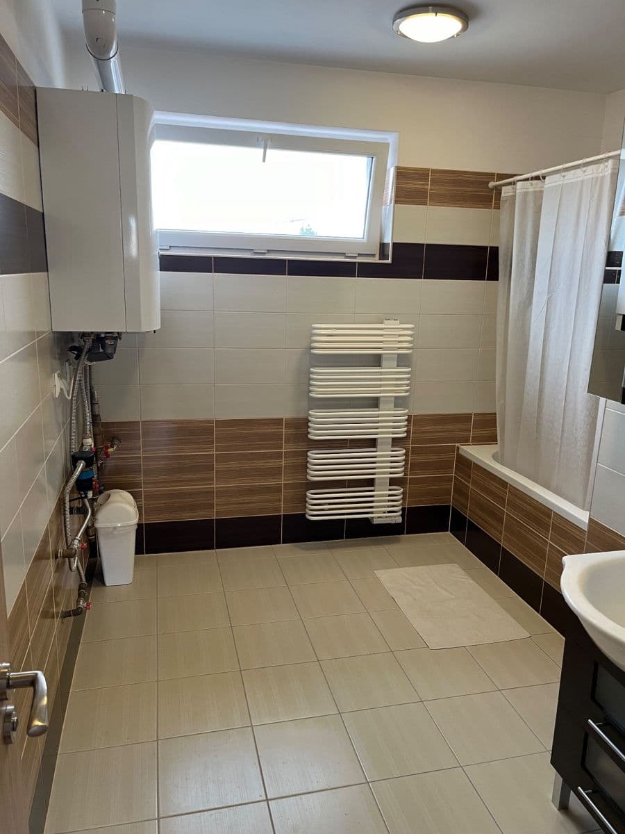 Prodej domu 112 m², pozemek 441 m², Jarabinová, Chorvátsky Grob, Bratislavský kraj Prodej domu 112 m², pozemek 441 m², Jarabinová, Chorvátsky Grob, Bratislavský kraj