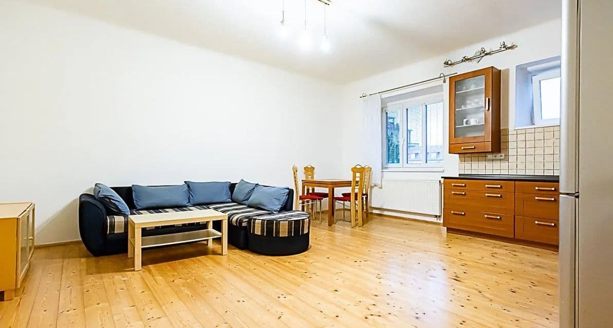 Pronájem bytu 2+kk 59 m², U Družstva Život, Praha, Praha Pronájem bytu 2+kk 59 m², U Družstva Život, Praha, Praha