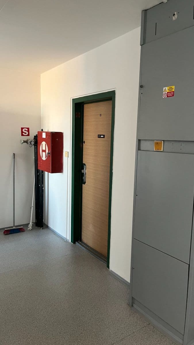 Prodej bytu 3+1 87 m², Brdičkova, Praha, Praha Prodej bytu 3+1 87 m², Brdičkova, Praha, Praha