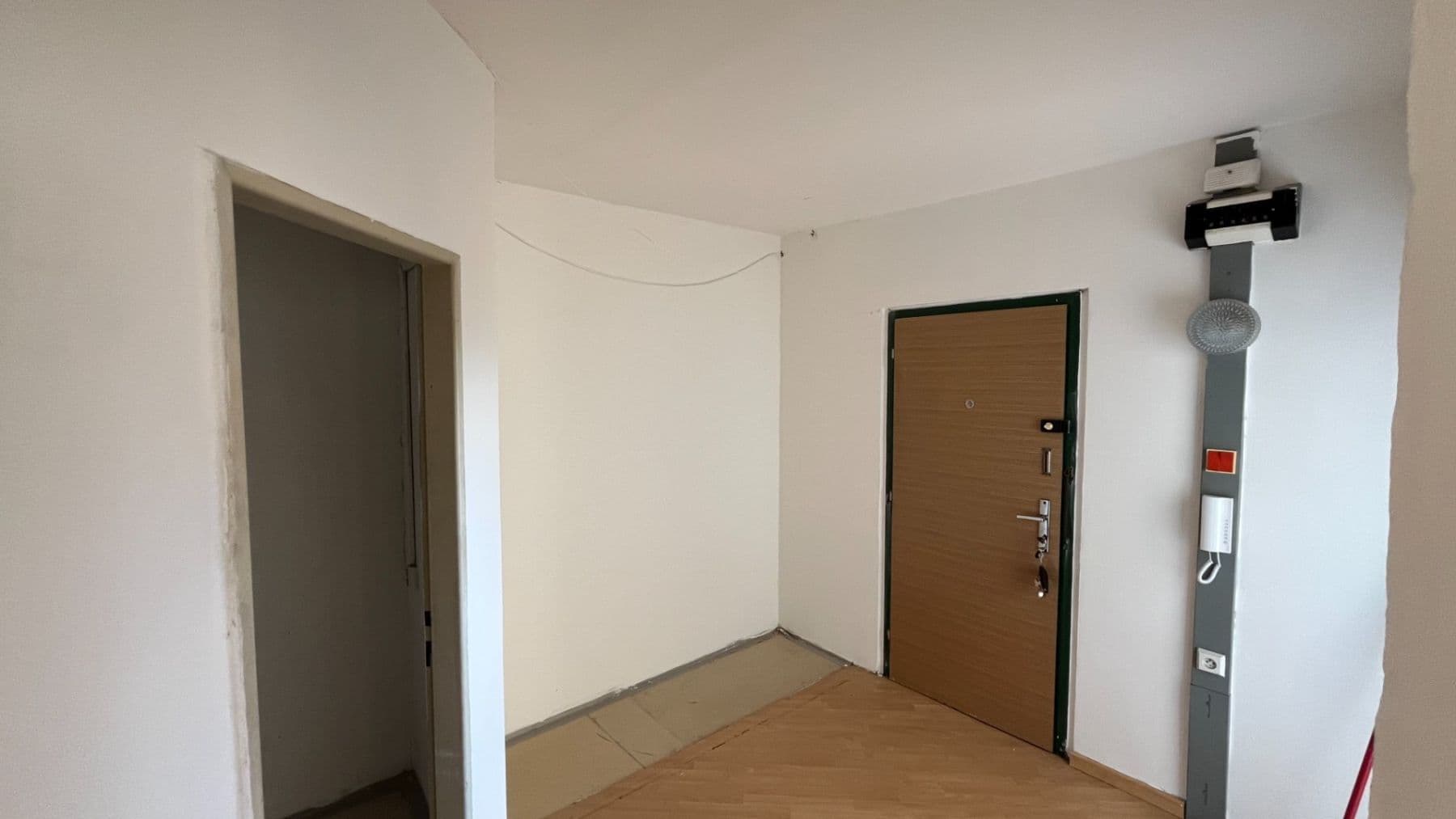 Prodej bytu 3+1 87 m², Brdičkova, Praha, Praha Prodej bytu 3+1 87 m², Brdičkova, Praha, Praha